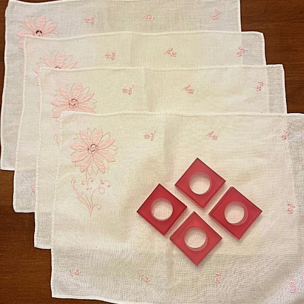 Vintage set of 4 MCM Linen Pink Flower Embroidered Placemats with Napkin Rings